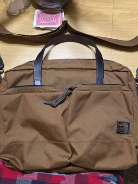 Price Is firm* Filson Brown Dryden Briefcase with Shoulder Strap